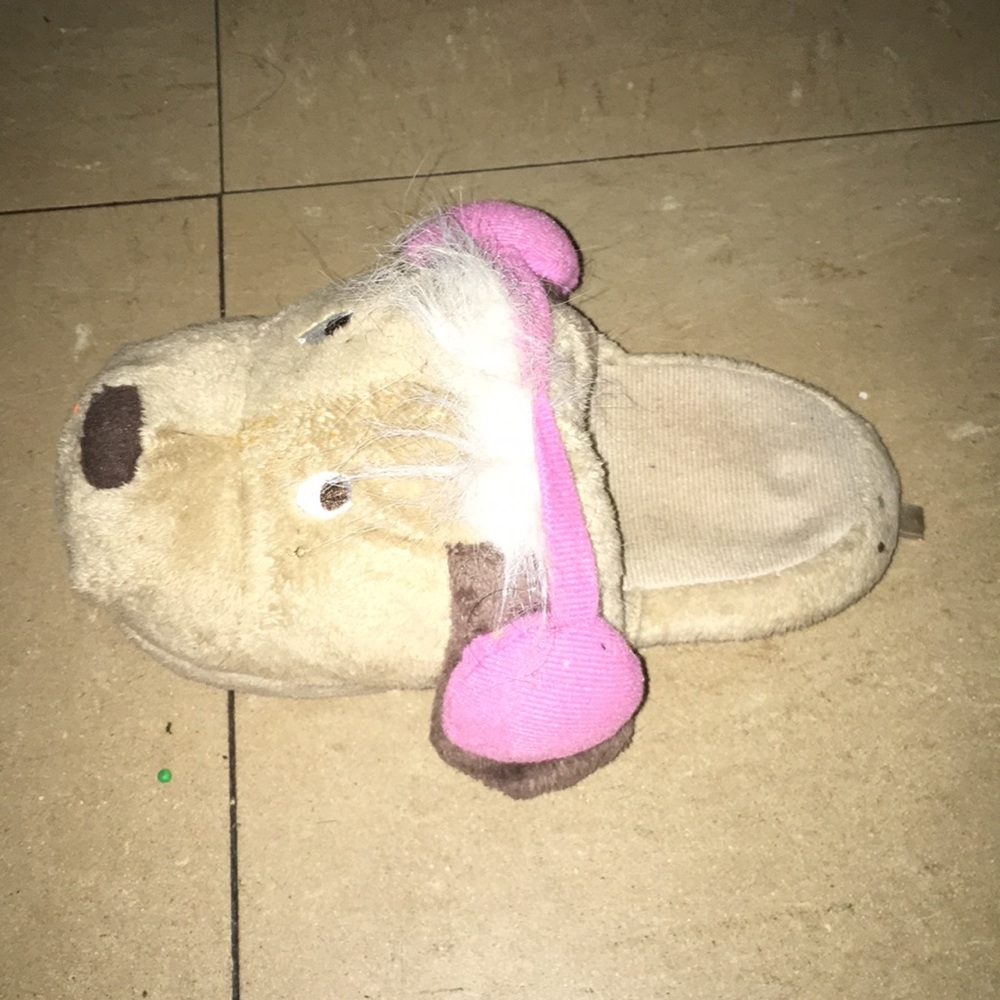 Nice slippers for bed for kids